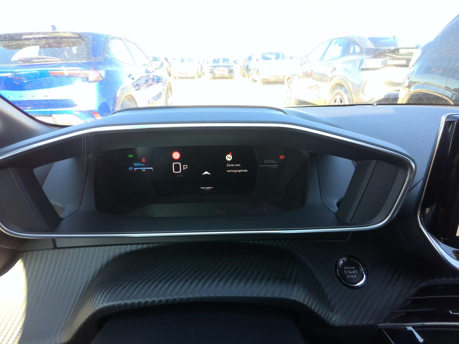 Peugeot 208 Hybrid 110 e-DCS6 GT 2025