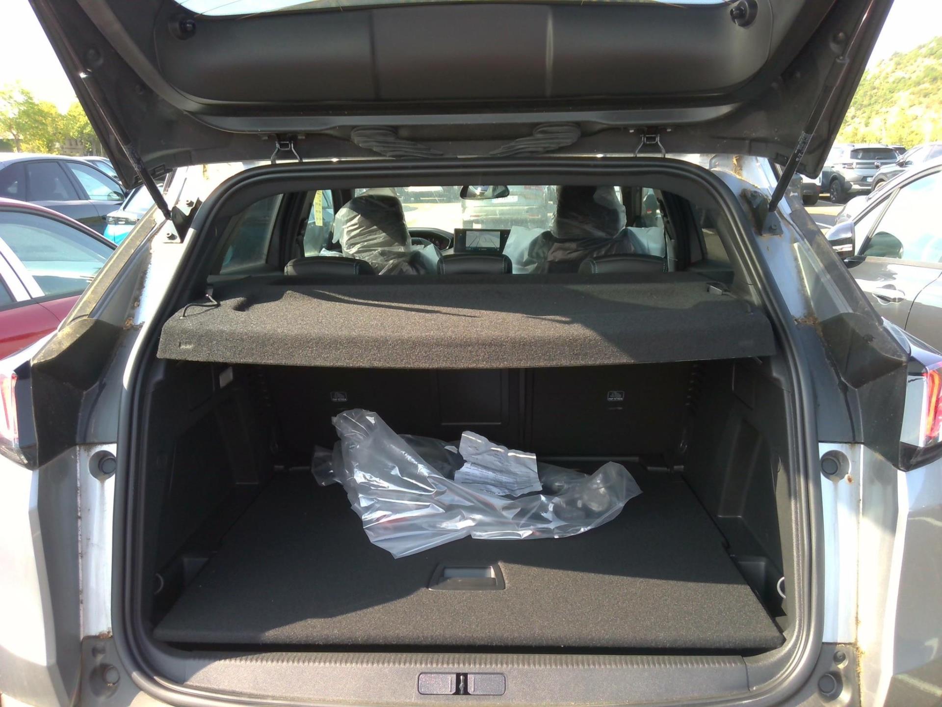 Peugeot 3008 BlueHDi 130ch S&S EAT8 Allure Pack 2024