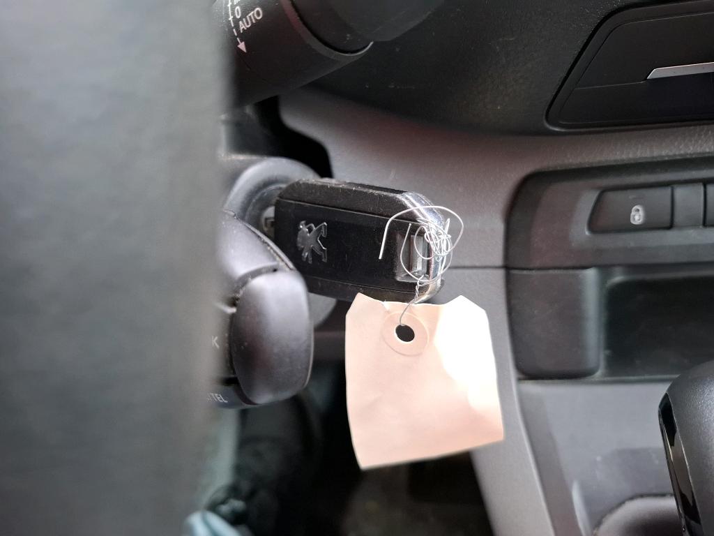 Peugeot EXPERT FGN TOLE STANDARD 2.0 BLUEHDI 120 S&S BVM6 PREMIUM 2018