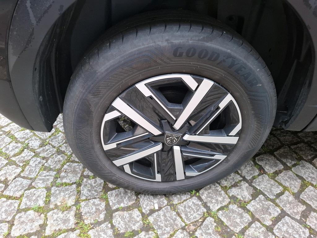 Peugeot 2008 PureTech 100 S&S BVM6 Active 2024