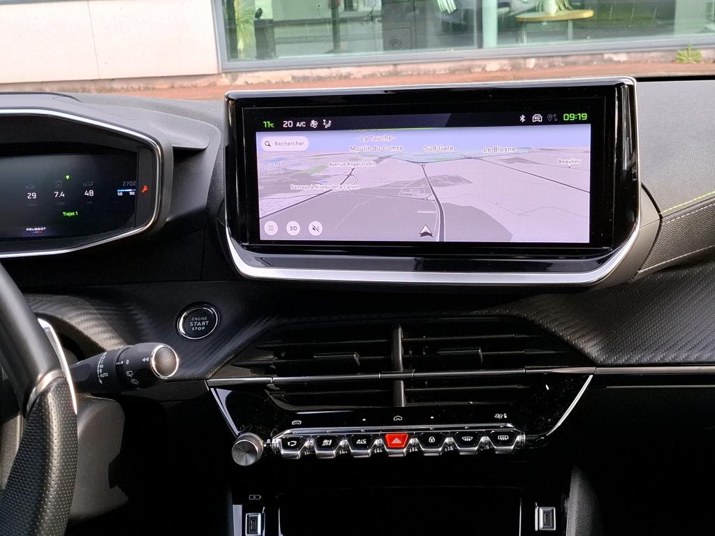 Peugeot 2008 PureTech 130 S&S EAT8 GT 2024