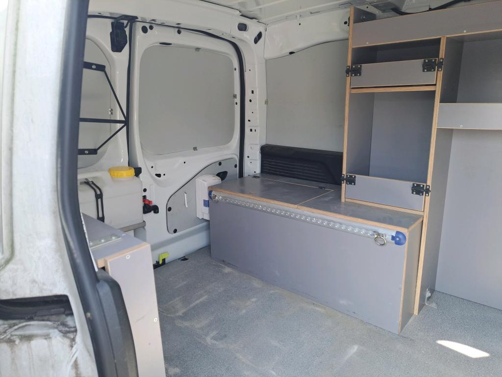 Peugeot PARTNER FOURGON STANDARD 650 KG BLUEHDI 100 S&S BVM5 PREMIUM 2020