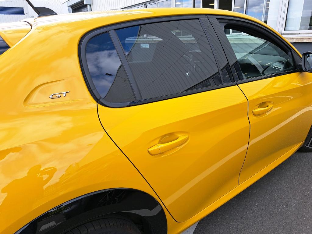 Peugeot 208 PureTech 130 S&S EAT8 GT 2022