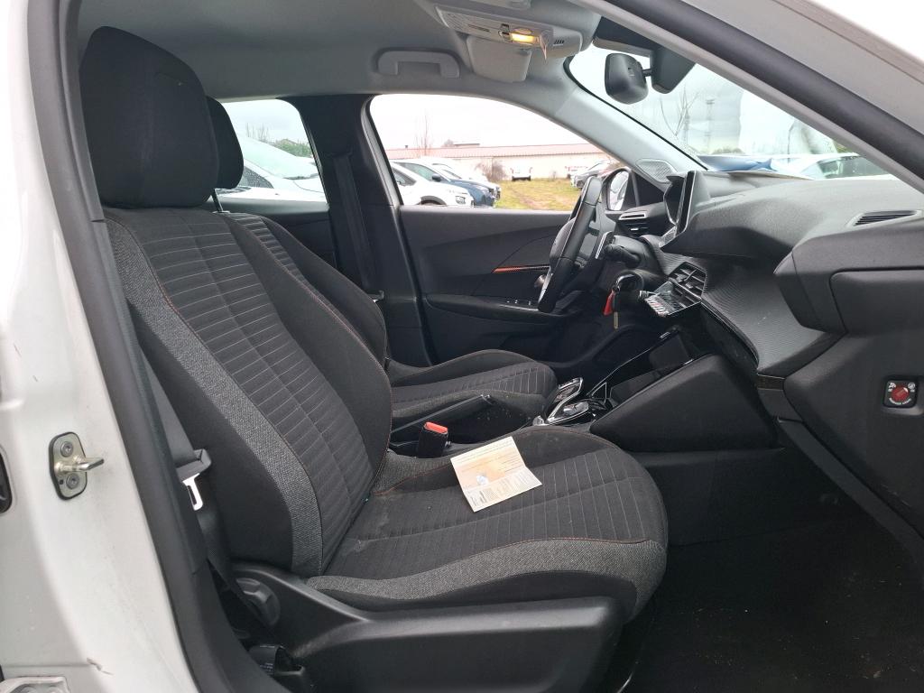 Peugeot 2008 BlueHDi 130 S&S EAT8 Active Business 2021