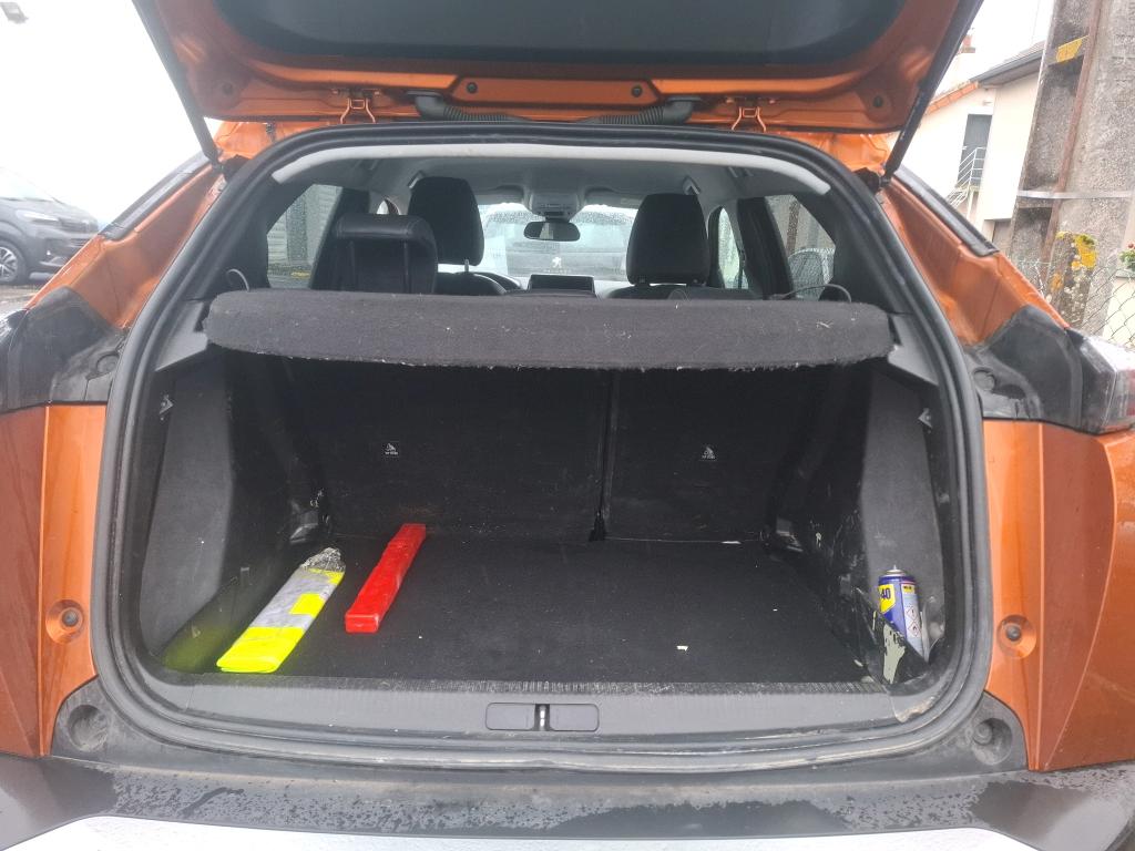 Peugeot 2008 BlueHDi 130 S&S EAT8 Allure 2022