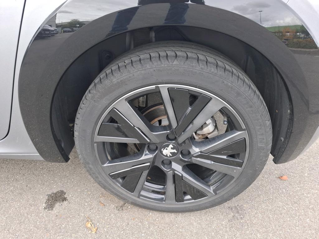 Peugeot 208 PureTech 100 S&S EAT8 GT 2023