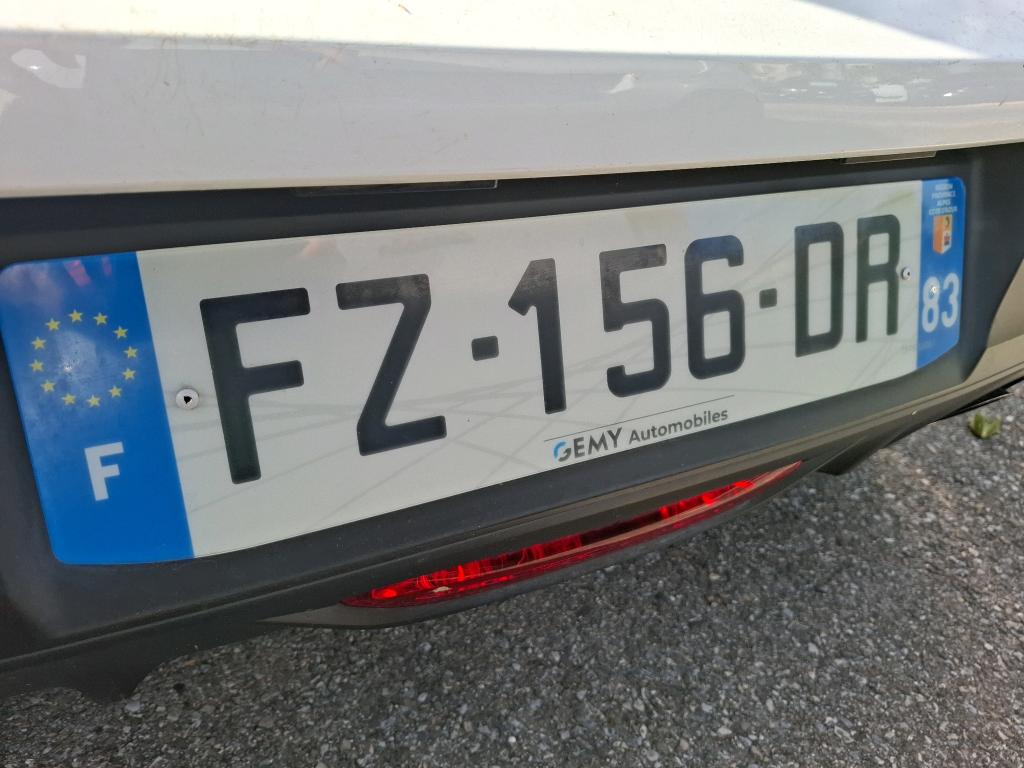 Peugeot 208 BLUEHDI 100 S&S BVM6 PREMIUM PACK 2021