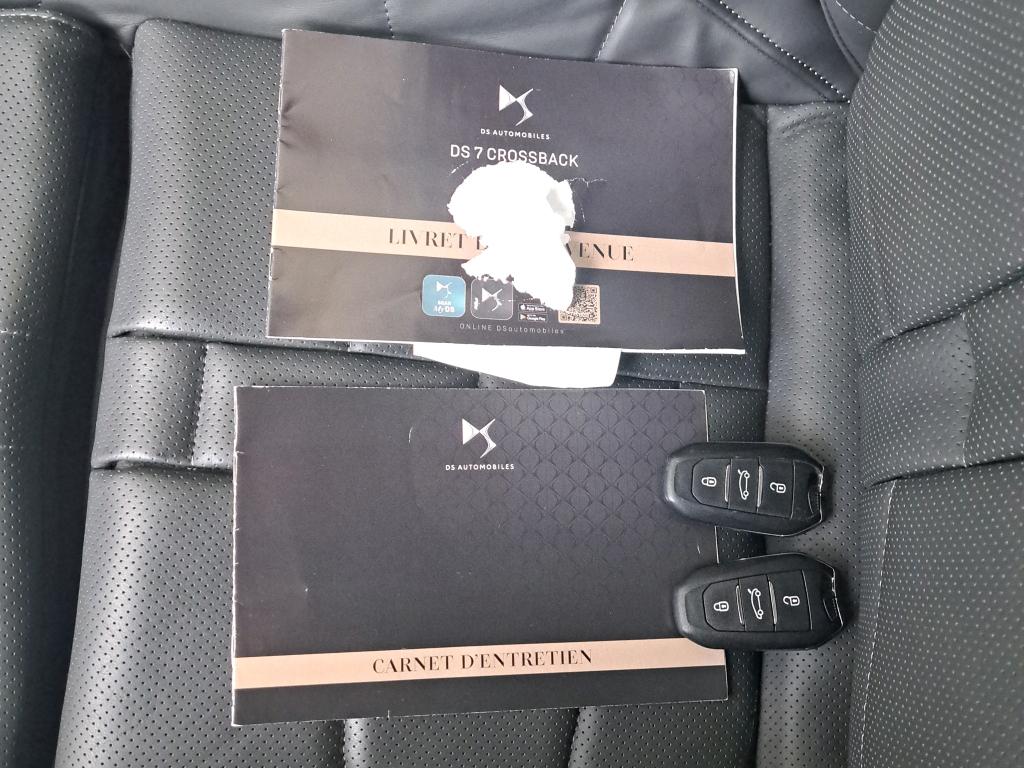 DS DS7 Crossback Hybride E-Tense 300 EAT8 4x4 Rivoli 2021