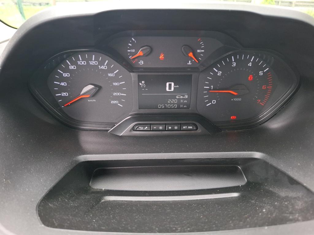 Peugeot PARTNER FOURGON LONG 950 KG BLUEHDI 100 S&S BVM6 PREMIUM 2022
