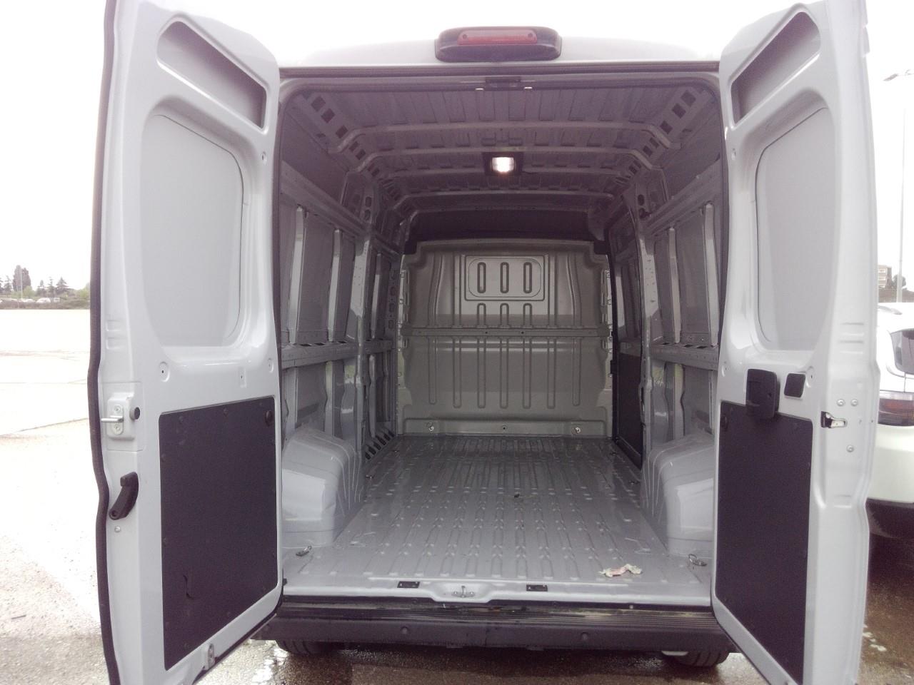 Foto Fiat e-Ducato 10