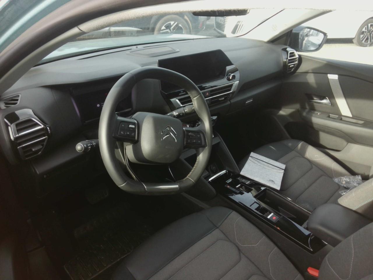 Foto Citroën C4 X 3
