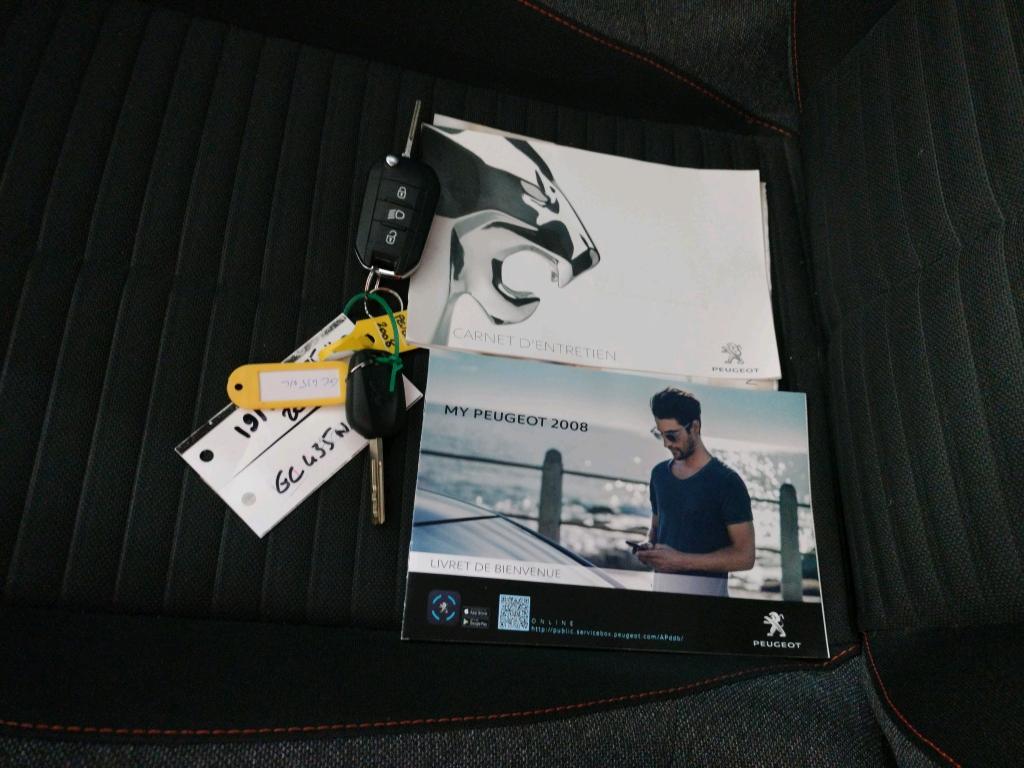 Peugeot 2008 BlueHDi 110 S&S BVM6 Active Business 2021