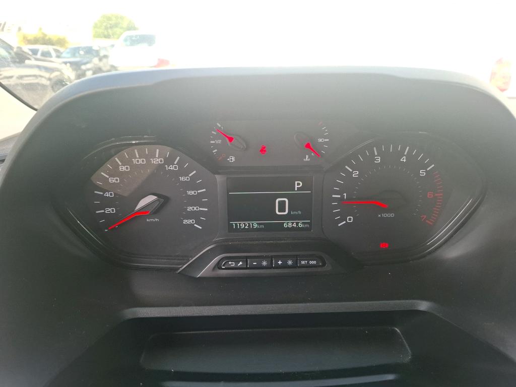 Peugeot PARTNER FOURGON STANDARD 650 KG BLUEHDI 130 S&S EAT8 ASPHALT 2021