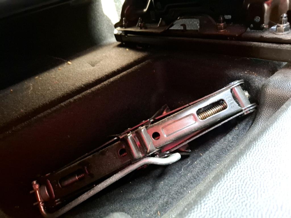 Peugeot PARTNER FOURGON STANDARD 650 KG BLUEHDI 100 S&S BVM5 PREMIUM 2020