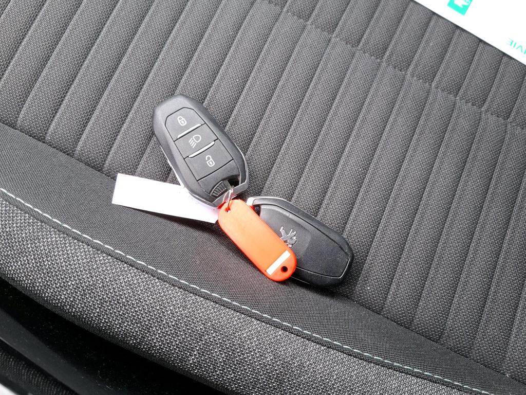 Peugeot 208 Electrique 50 kWh 136ch Style 2022