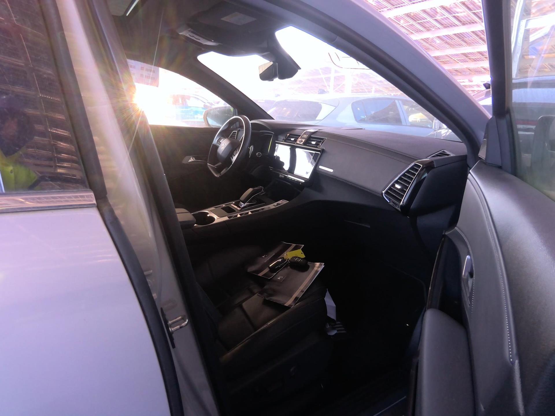 DS DS7 Crossback Hybride E-Tense 300 EAT8 4x4 Rivoli 2021