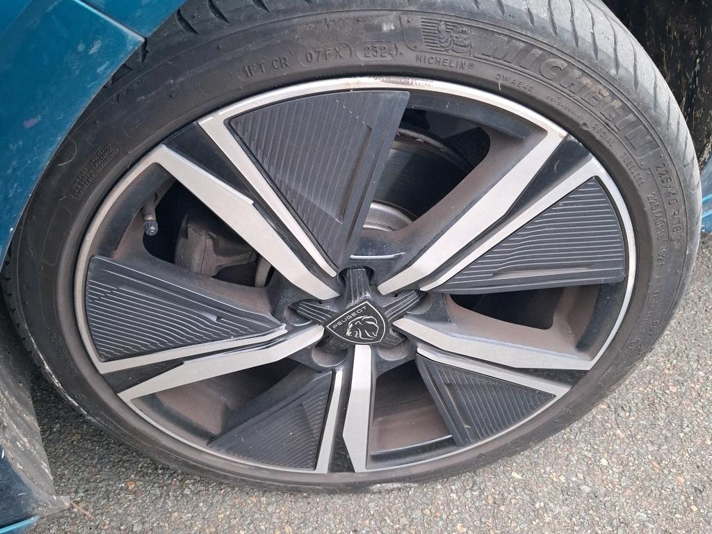 Peugeot 308 Hybrid 136 e-DCS6 GT 2024