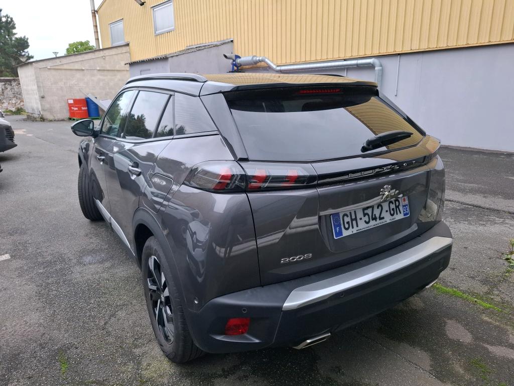 Peugeot 2008 PureTech 130 S&S EAT8 GT 2022