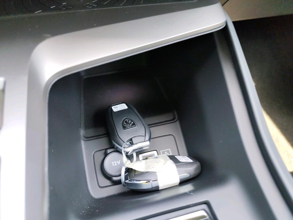 Peugeot 408 PHEV 225 e-EAT8 Allure Pack 2023