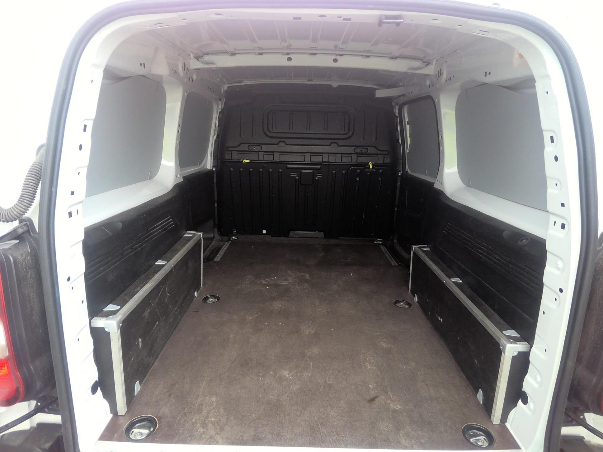 Citroen BERLINGO VAN TAILLE XL 950KG BLUEHDI 100 S&S BVM6  2024
