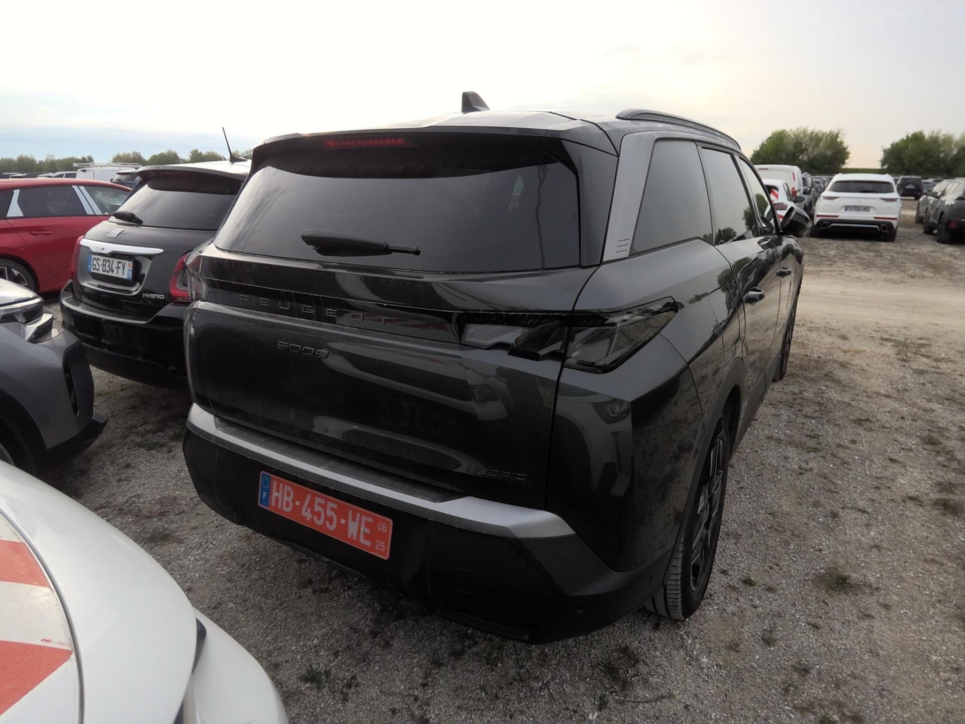 Peugeot 5008 Hybrid 136 e-DCS6 GT 2025