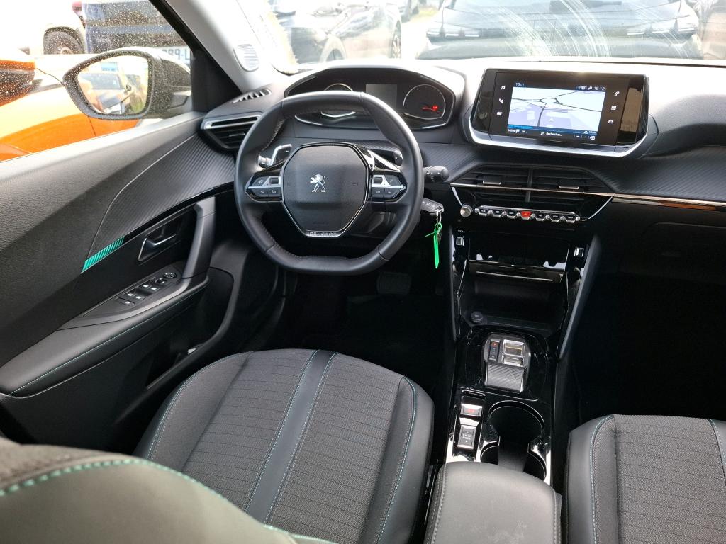 Peugeot 2008 BlueHDi 130 S&S EAT8 Allure 2022