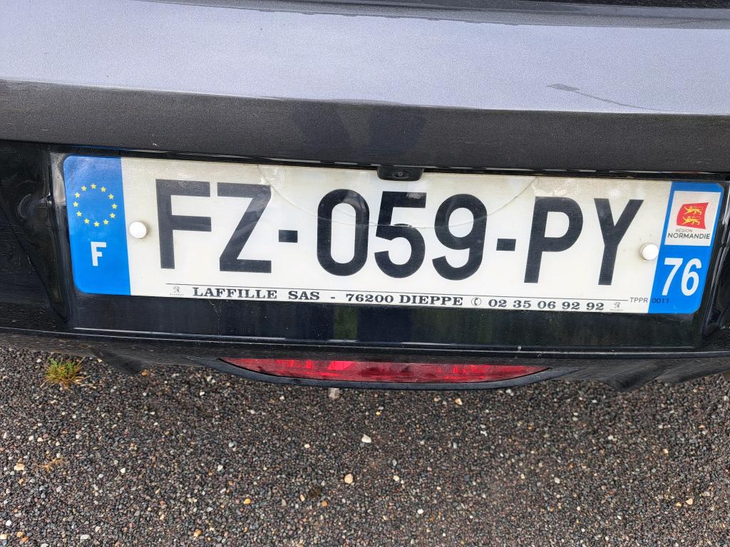Peugeot 208 BlueHDi 100 S&S BVM6 GT 2021