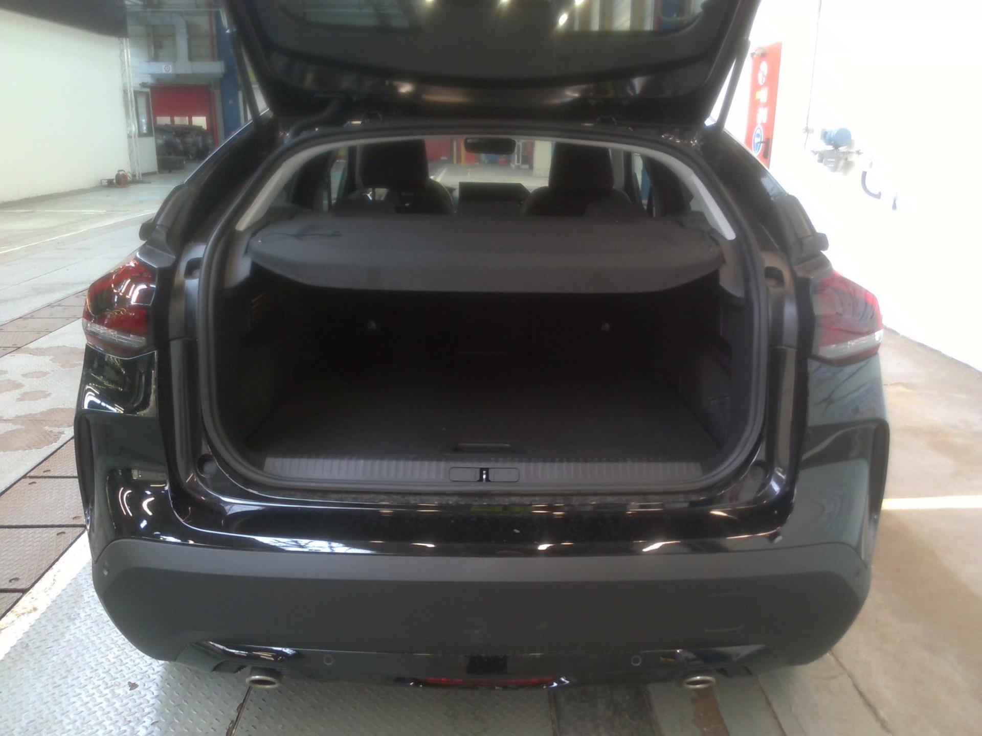 Citroen C4 PureTech 130 S&S EAT8 Shine 2023