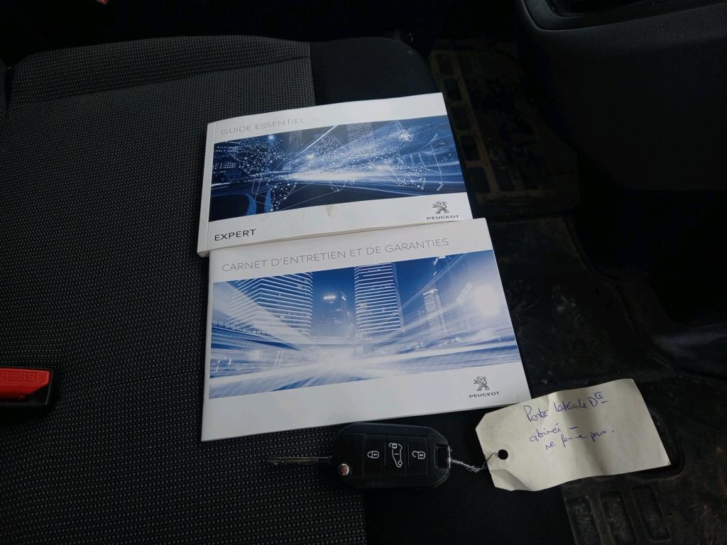 Peugeot EXPERT FGN TOLE STANDARD 2.0  BLUEHDI 120 S&S BVM6 PREMIUM 2018