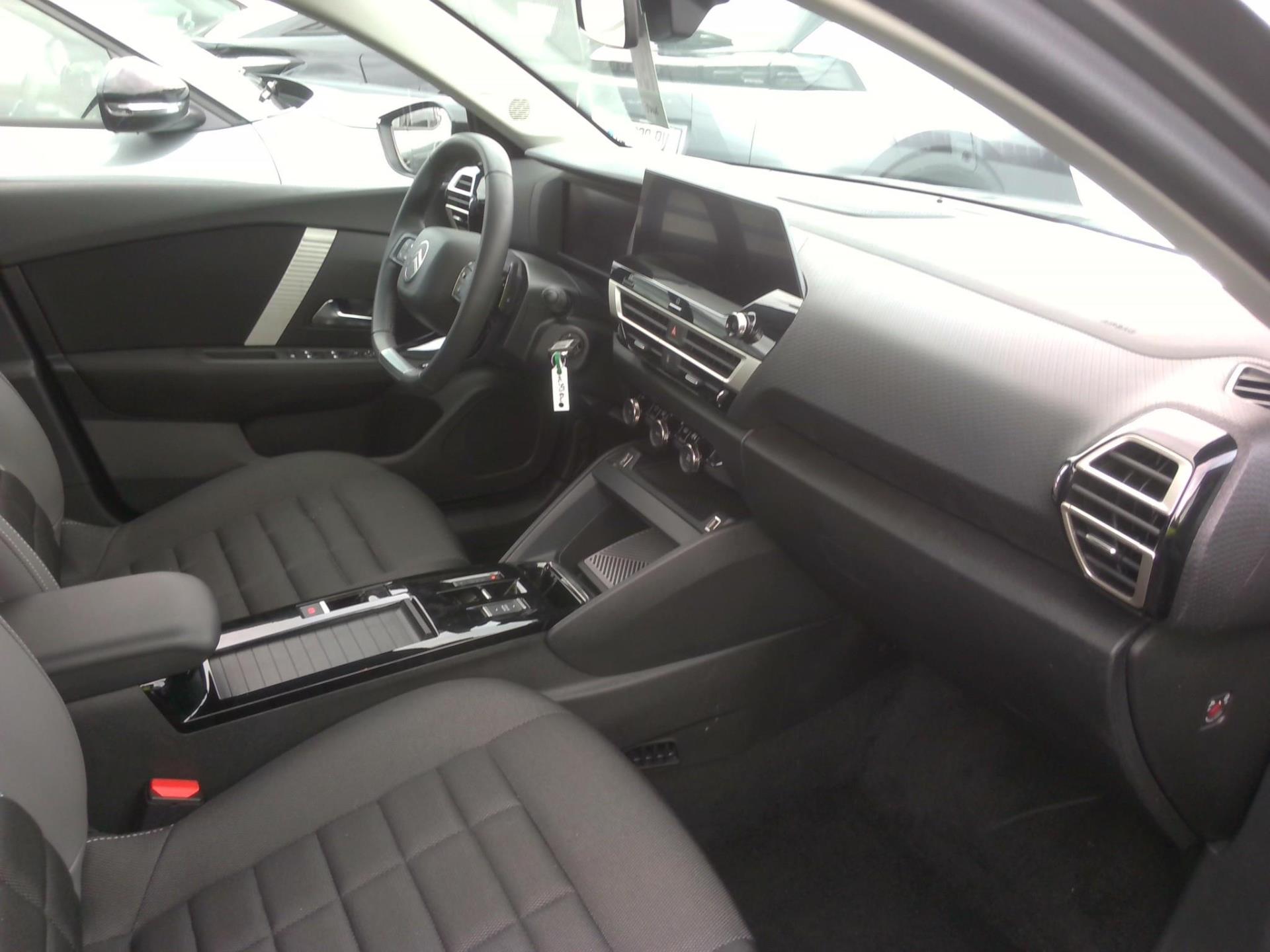 Citroen C4 X Hybride 136 e-DCS6 Plus 2025