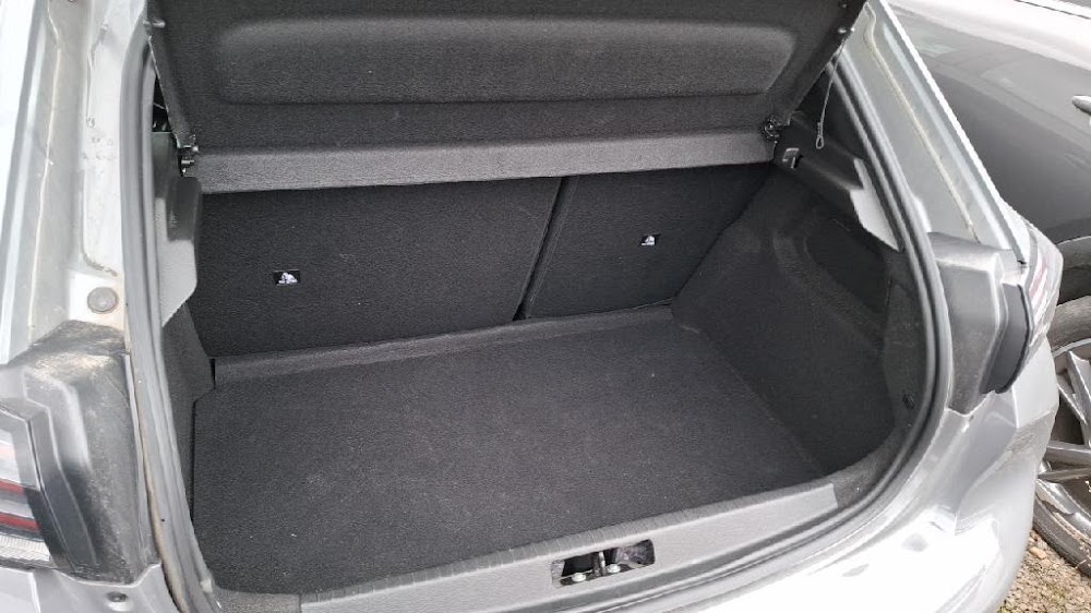 Foto Peugeot 208 17