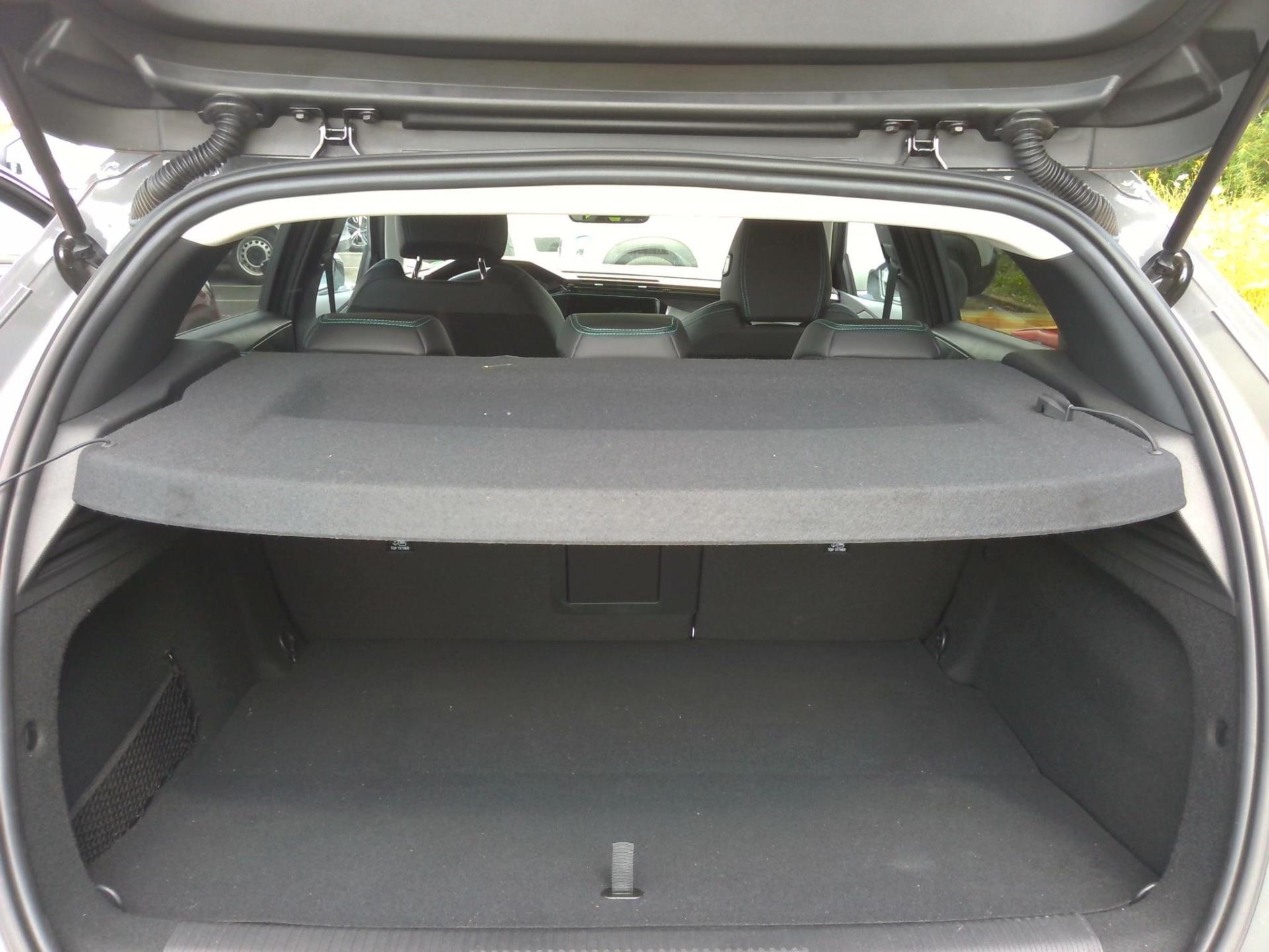 Peugeot 308 PHEV 180 e-EAT8 Allure 2024