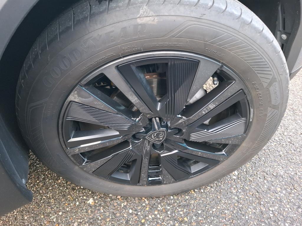 Peugeot 2008 PureTech 130 S&S EAT8 GT 2024