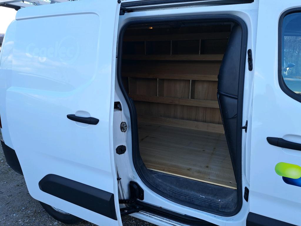 Peugeot PARTNER FOURGON LONG 950 KG BLUEHDI 100 S&S BVM5 ASPHALT 2021
