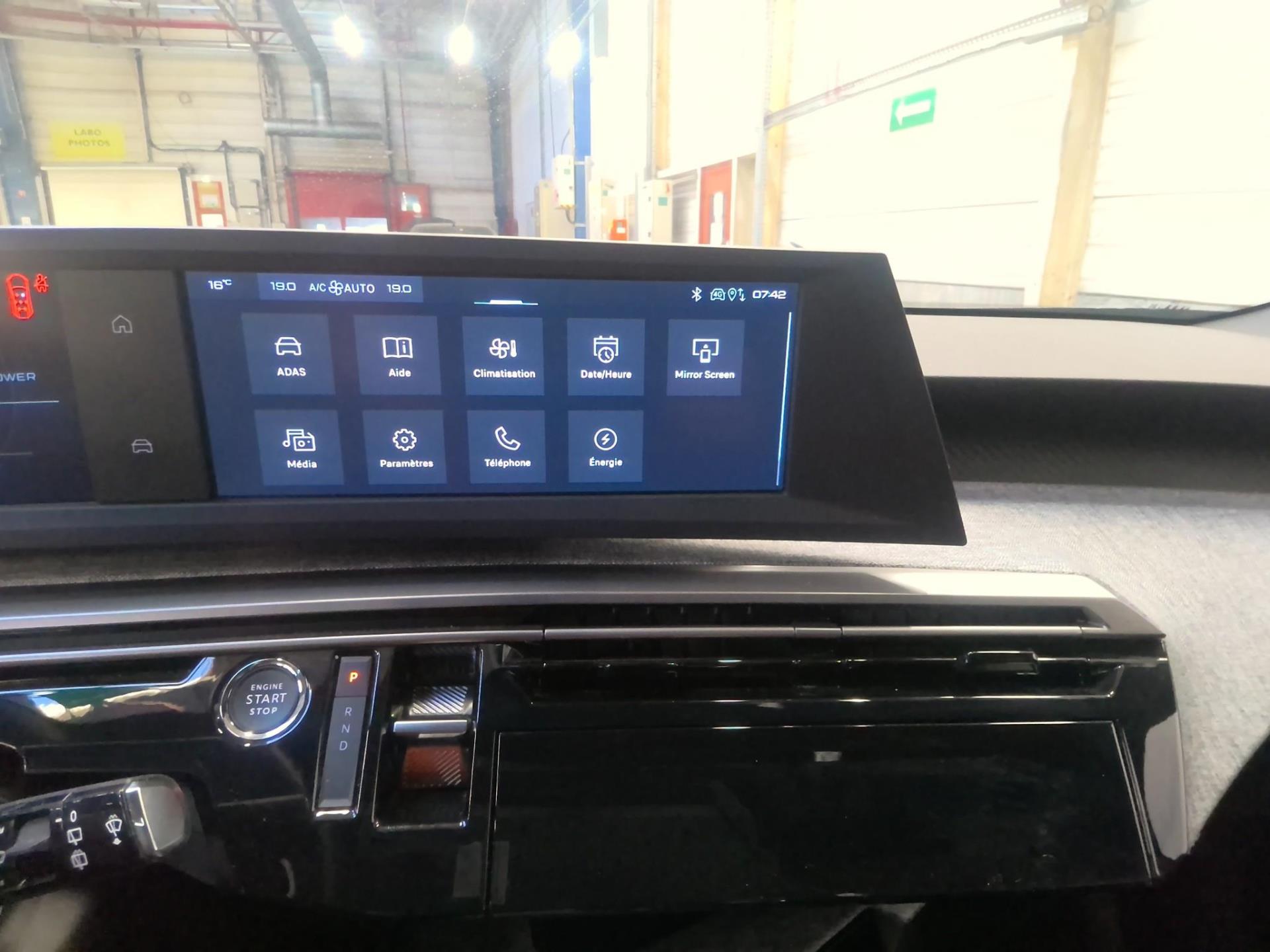 Peugeot 5008 Electrique 210 ch 73 kWh Allure 2025