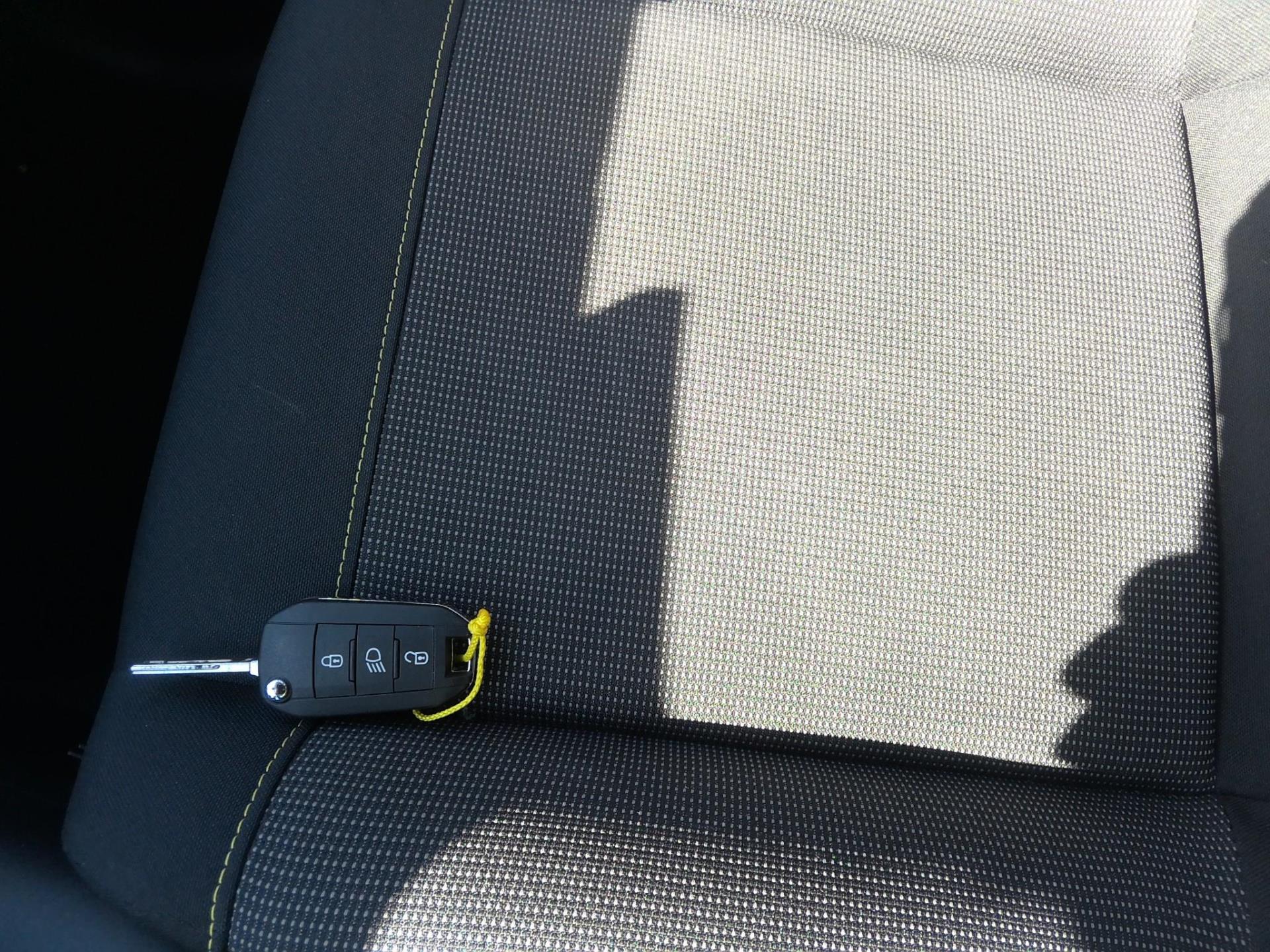Citroen C3 PureTech 83 ch BVM5 Plus 2024