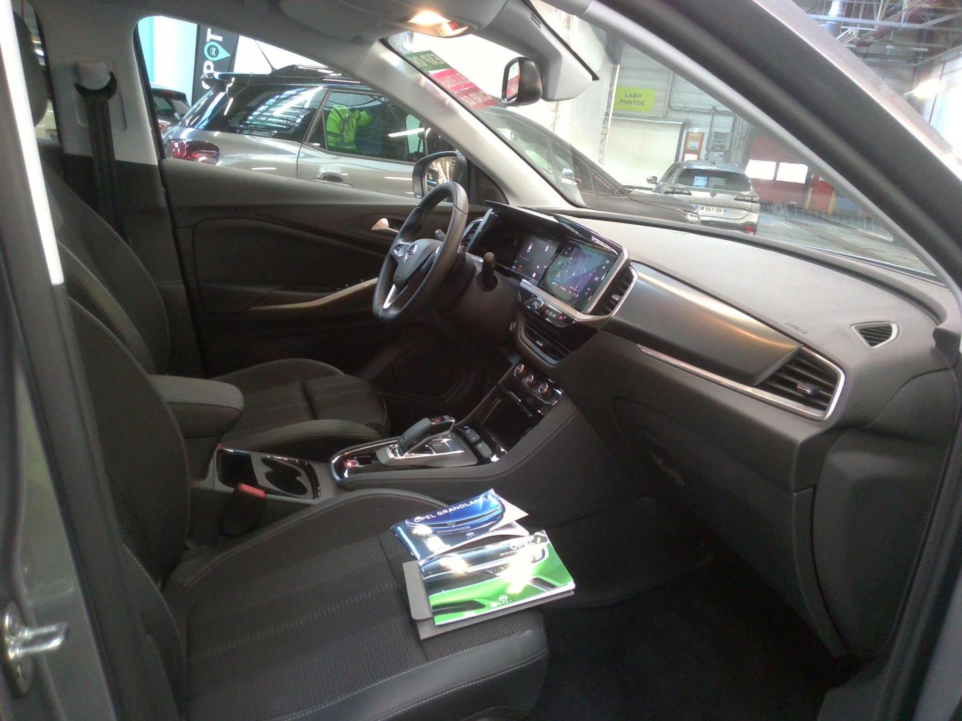 Opel Grandland 1.5 Diesel 130 ch BVA8 Elegance Business 2023