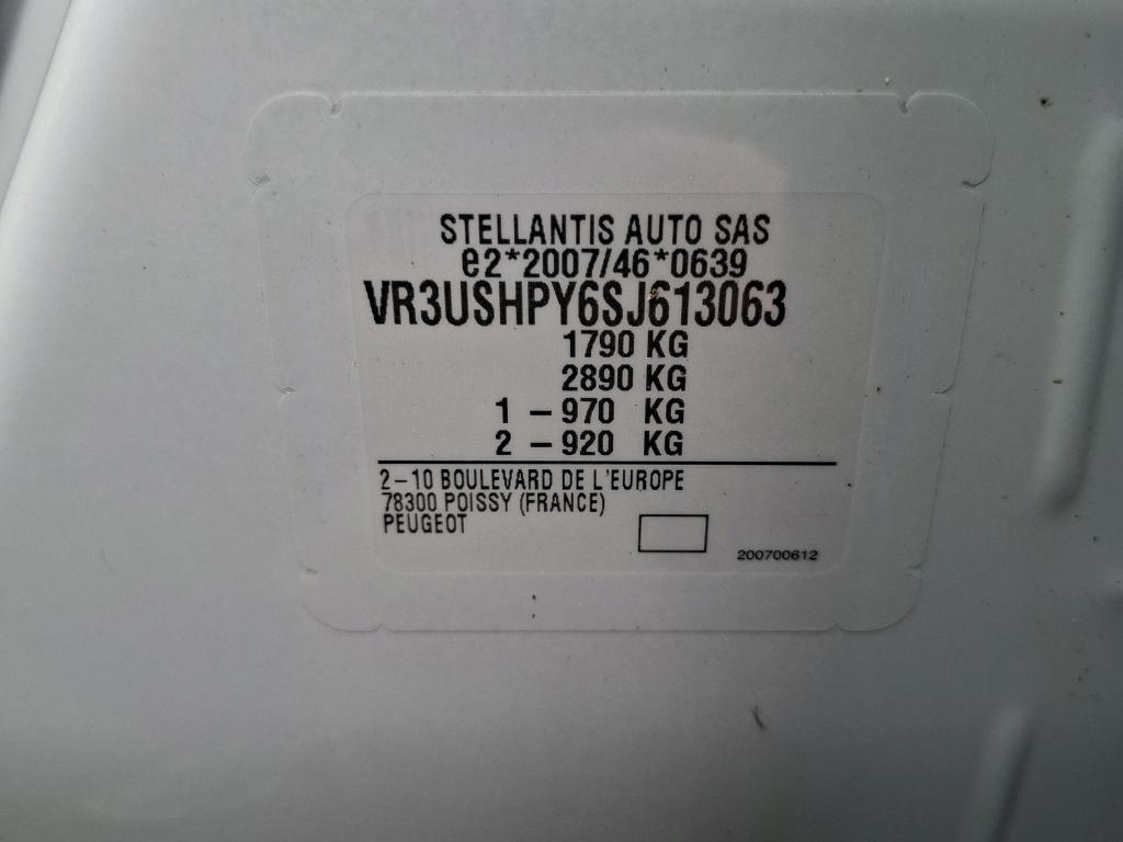 Peugeot 2008 Hybrid 145 ch e-DCS6 GT 2025