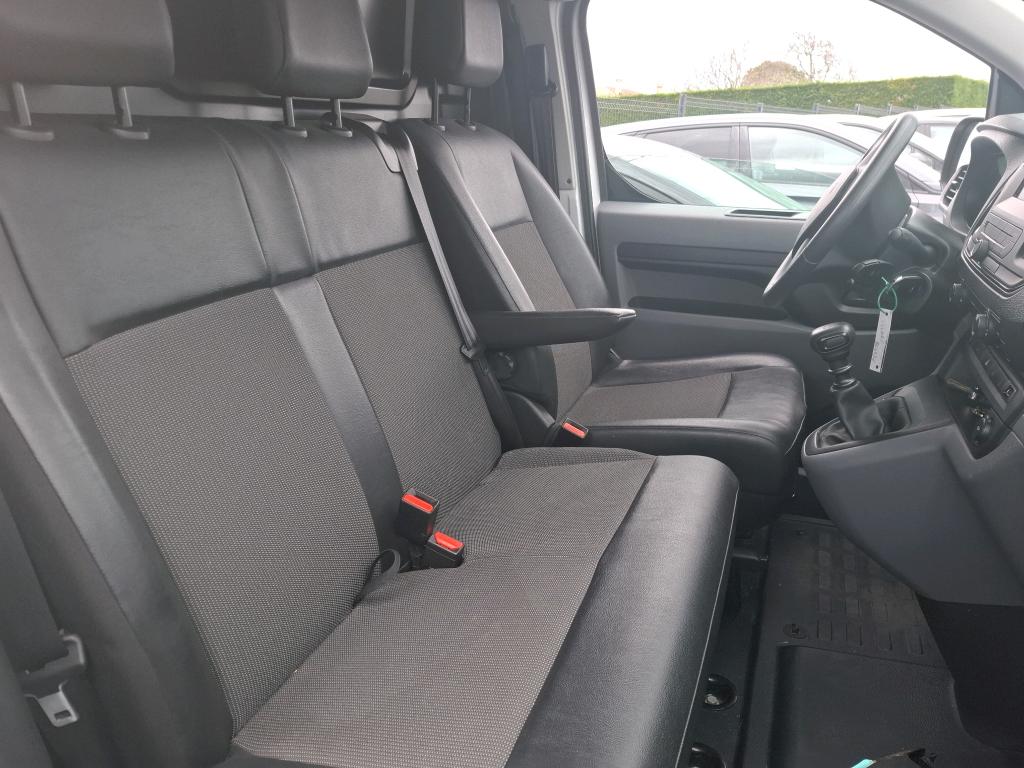 Opel VIVARO FGN L2 1.5 DIESEL 120 CH PACK CLIM 2022