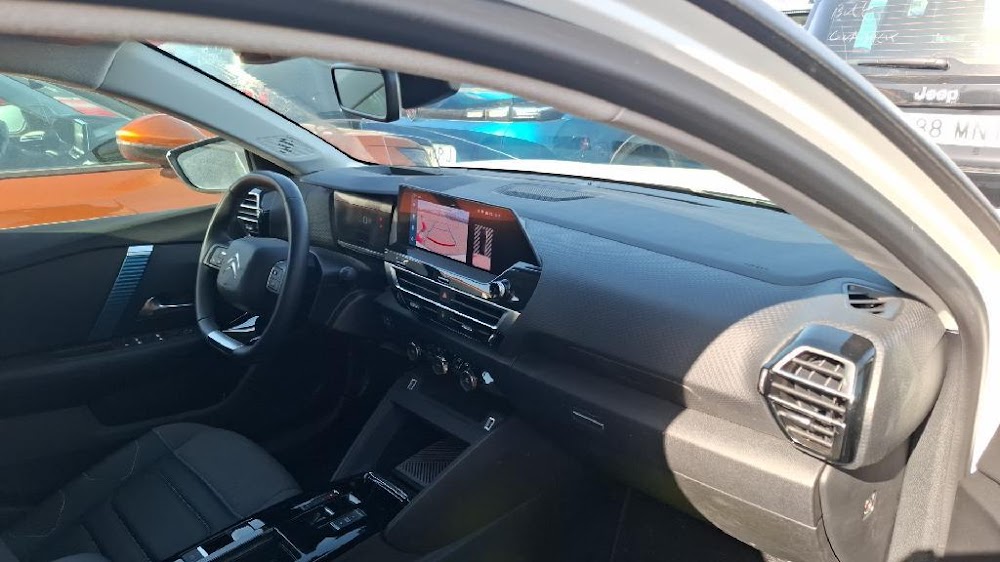 Foto Citroën ë-C4 10