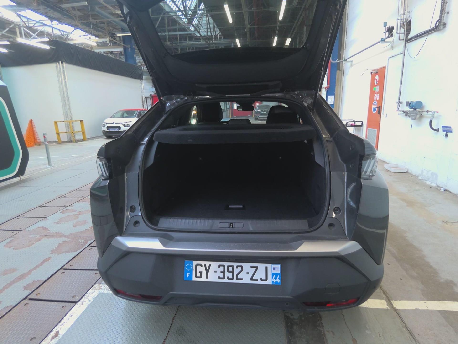 Peugeot 3008 Hybrid 136 e-DCS6 Allure 2024