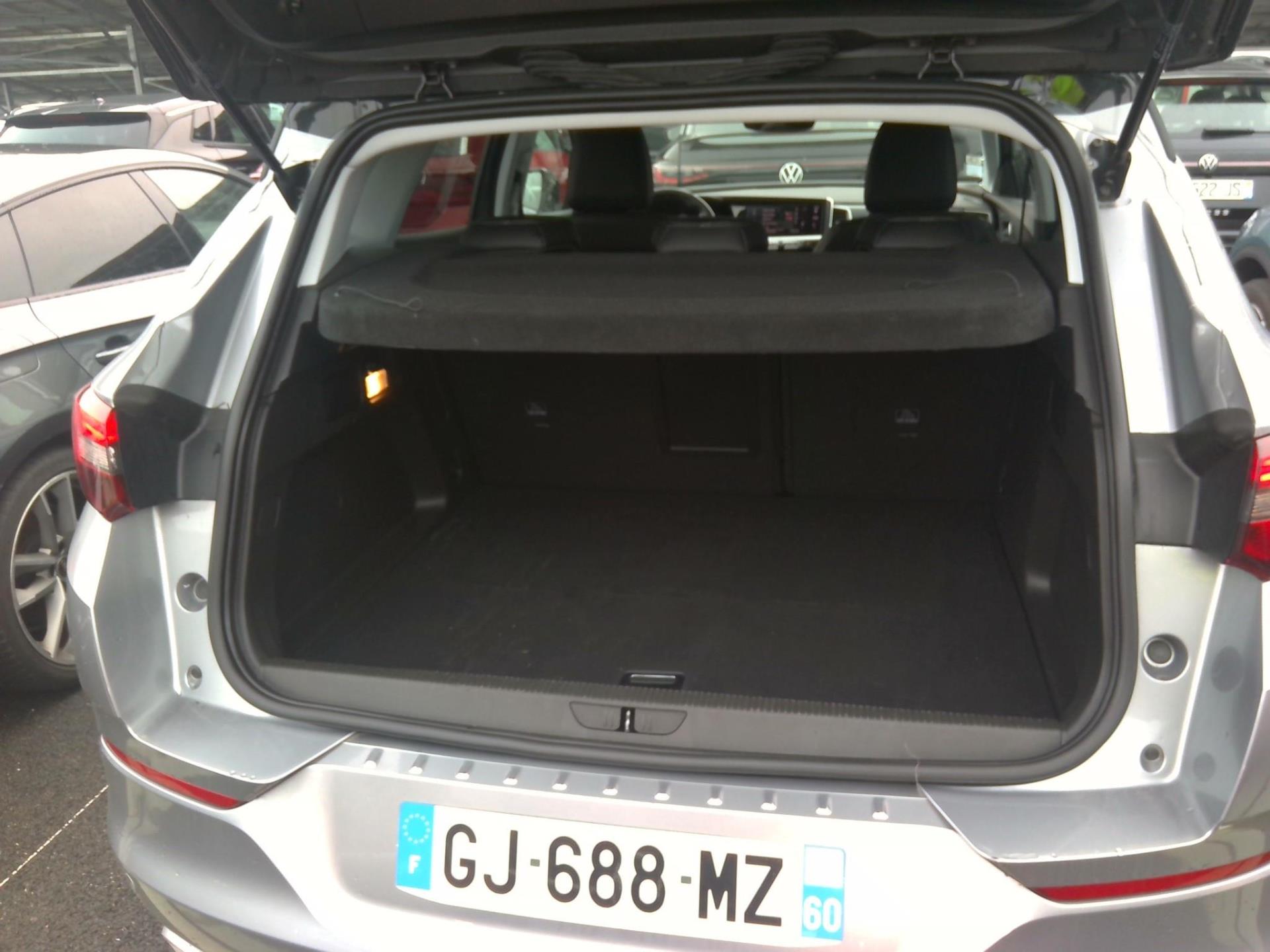 Opel Grandland Hybrid4 300 ch AWD BVA8 Ultimate 2022
