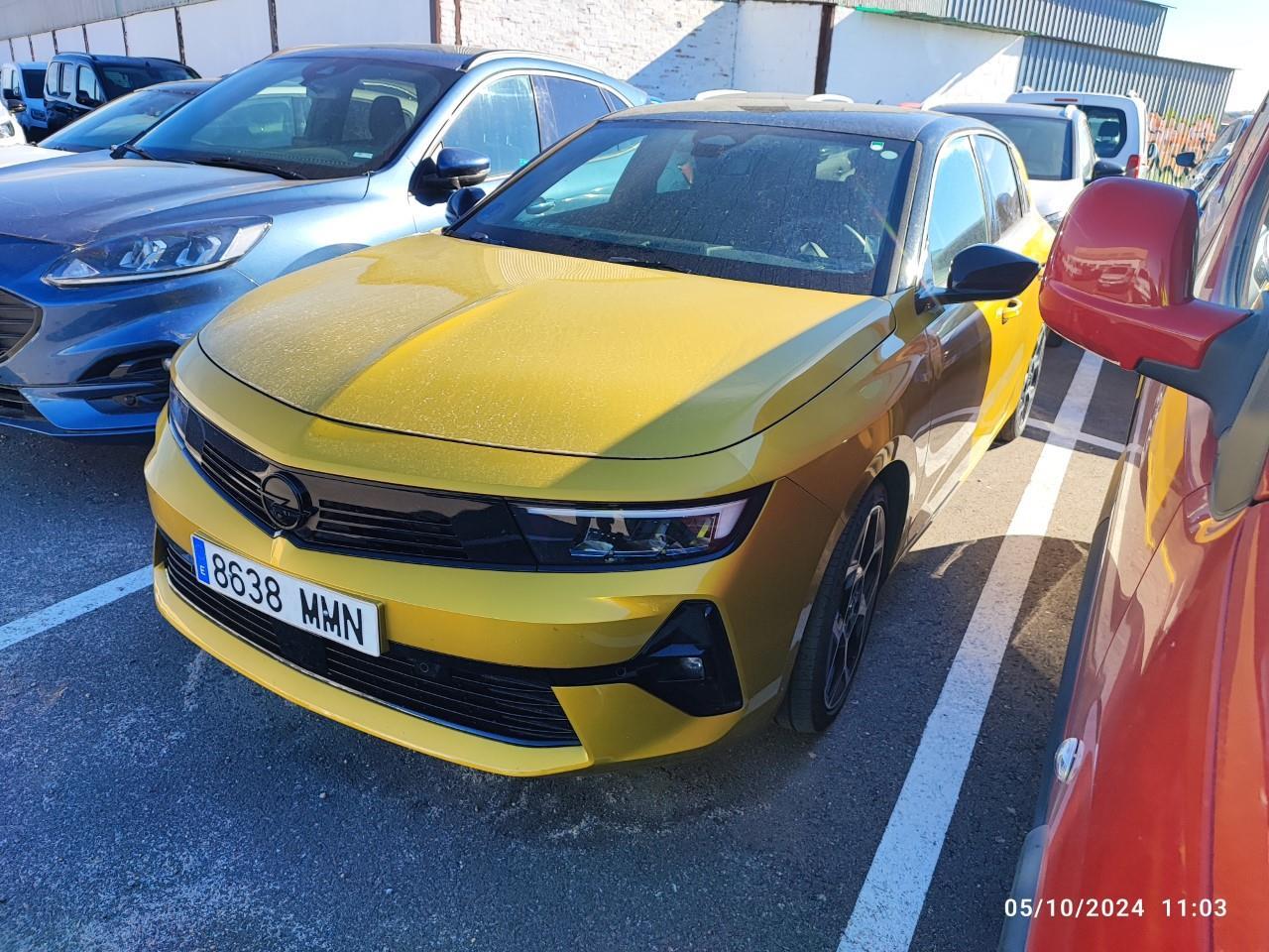 Foto Opel Astra PHEV 6