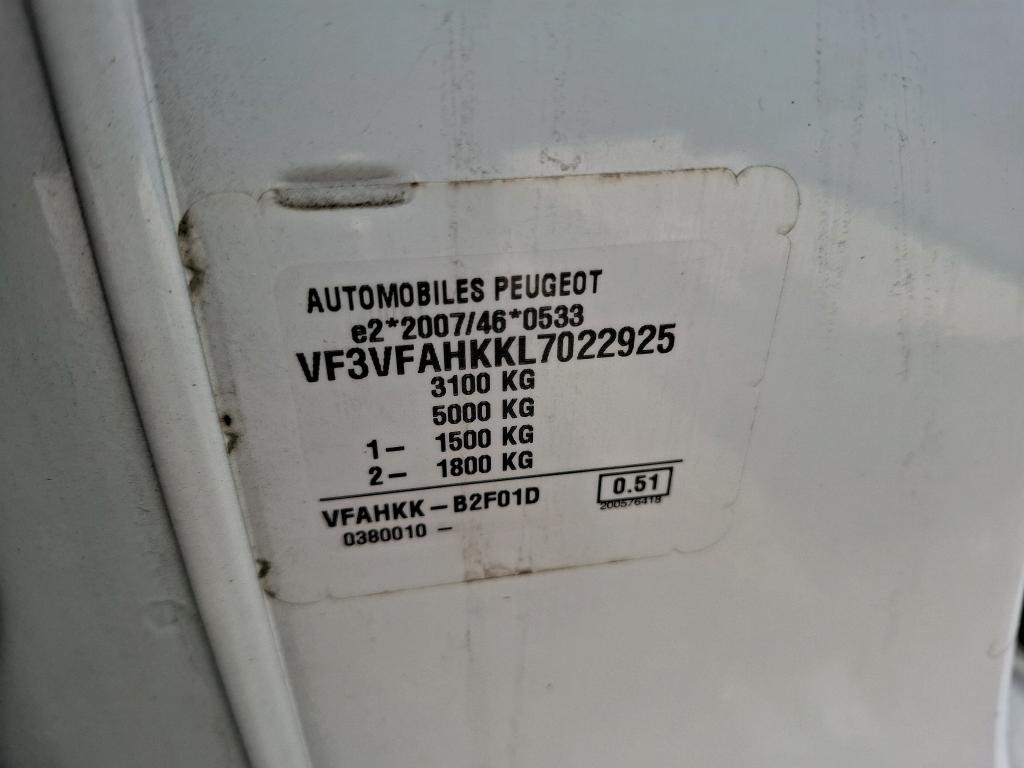 Peugeot EXPERT FGN TOLE STANDARD 2.0  BLUEHDI 120 S&S BVM6 PREMIUM 2020