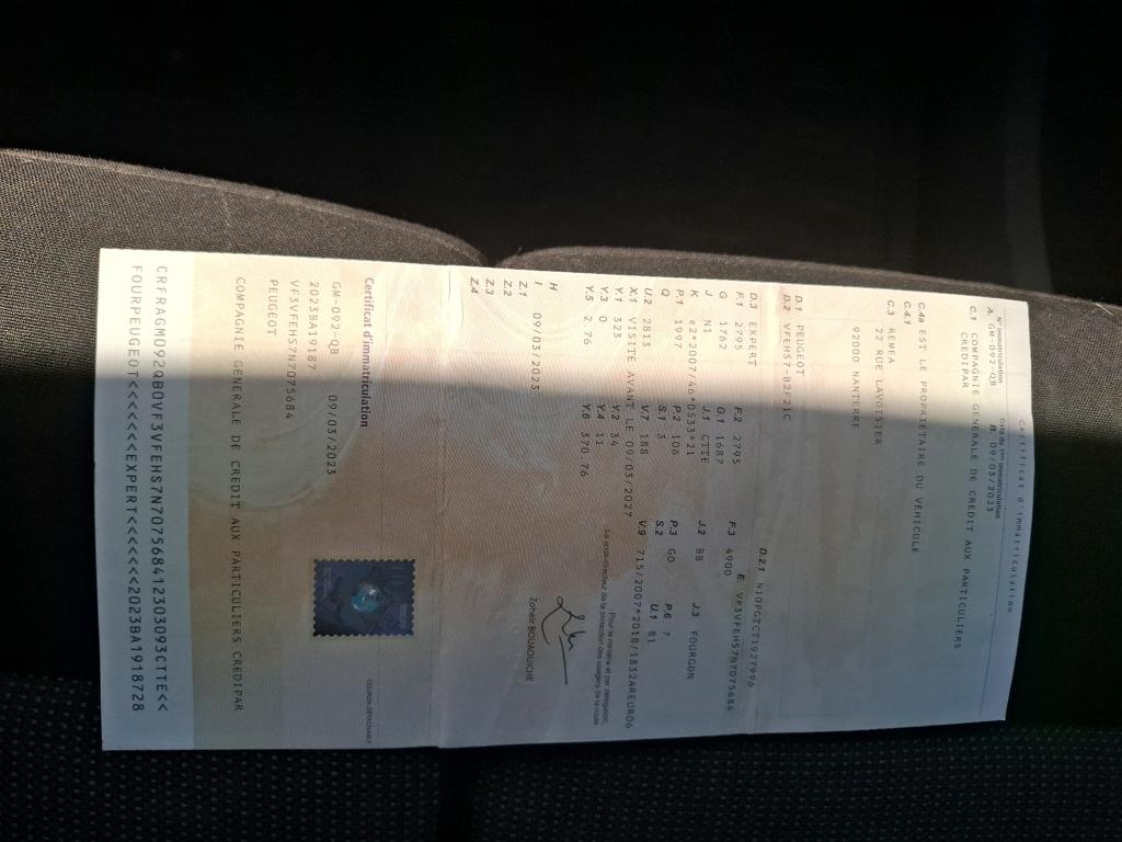 Peugeot EXPERT FGN TOLE STANDARD BLUEHDI 145 S&S EAT8 ASPHALT 2023