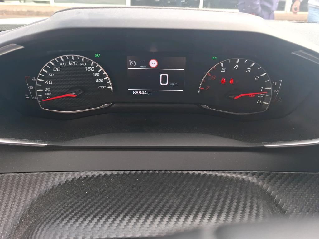 Peugeot 2008 BlueHDi 110 S&S BVM6 Active Pack 2022