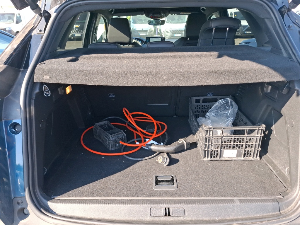 Peugeot 3008 Hybrid 225 e-EAT8 GT Pack 2022