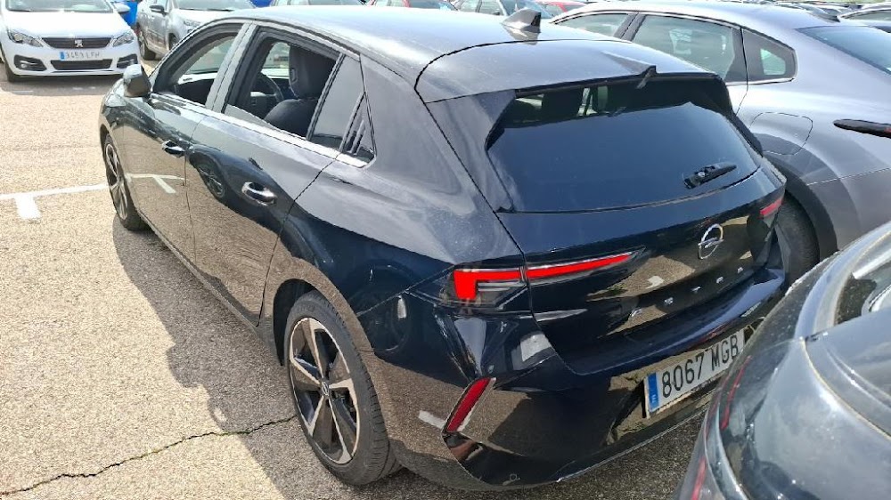 Foto Opel Astra 8