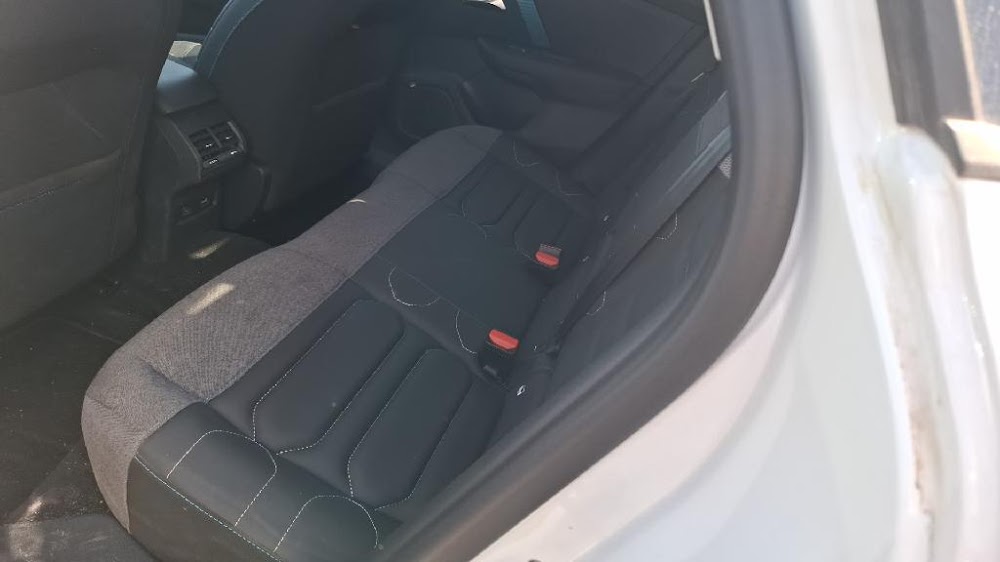 Foto Citroën ë-C4 14