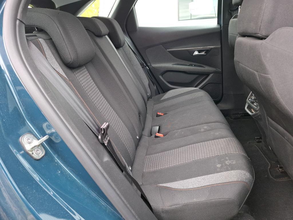 Peugeot 3008 BlueHDi 130ch S&S EAT8 Active Pack 2022